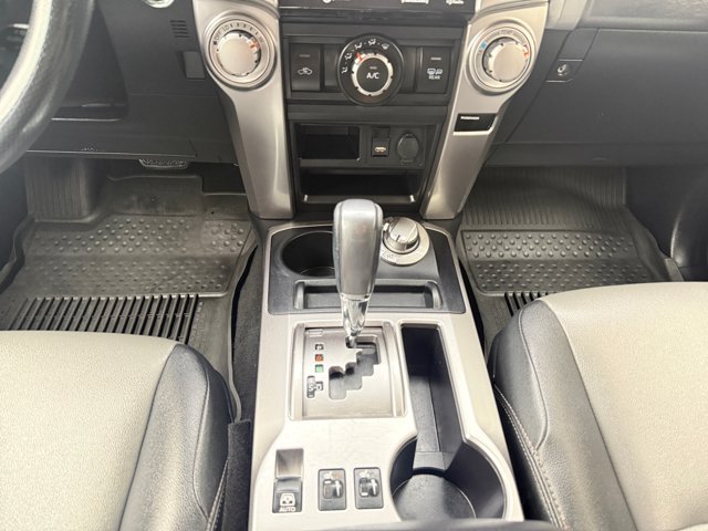 Used 2021 Toyota 4Runner SR5 Premium w/ Moonroof Package AWD/4WD image 15