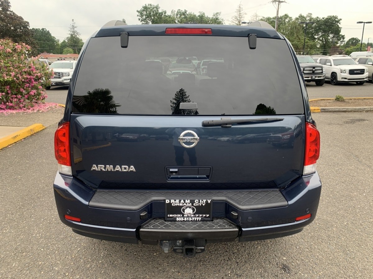 Used 2015 Nissan Armada SV AWD/4WD image 7
