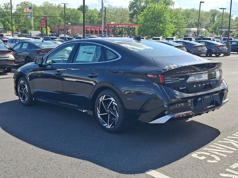New 2026 Hyundai Sonata SEL AWD/4WD image 4