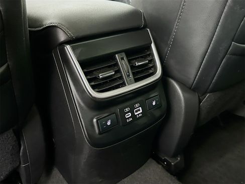 Used 2023 Subaru Outback Touring image 27