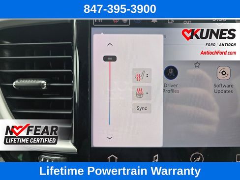 Used 2023 Chrysler Pacifica Touring-L image 54