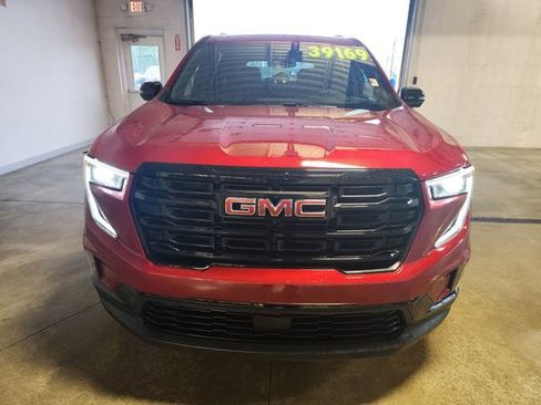 Certified 2024 GMC Acadia Elevation w/ Black Edition AWD/4WD image 7