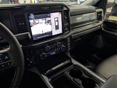 New 2025 Ford F250 Lariat w/ Lariat Ultimate Package image 49