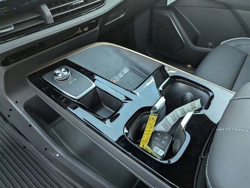 New 2026 Buick Enclave Avenir w/ Super Cruise Package image 17