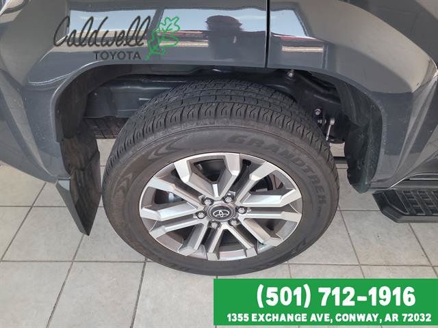 Certified 2025 Toyota 4Runner Limited AWD/4WD image 37