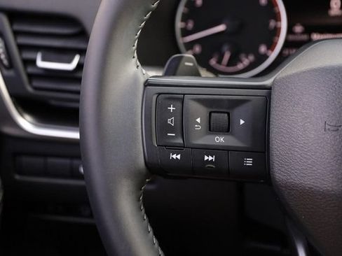 Certified 2026 Nissan Rogue SV FWD image 12