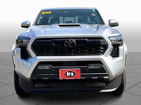 New 2025 Toyota Tacoma TRD Sport image 3