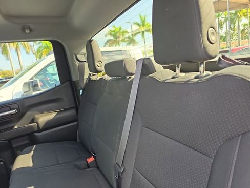 Used 2021 Chevrolet Silverado 1500 Custom image 11