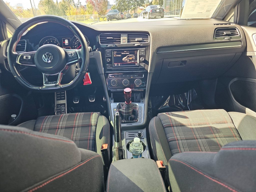 Used 2018 Volkswagen GTI S FWD image 21