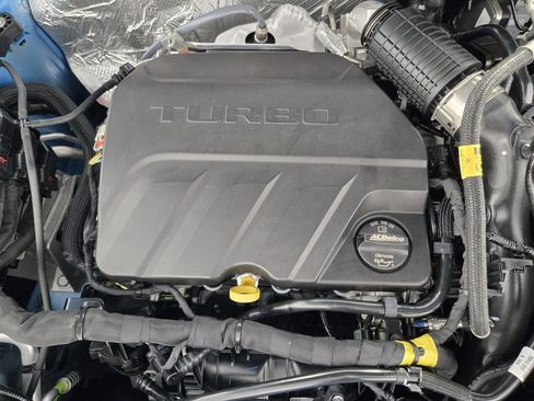 New 2026 Chevrolet Trax RS w/ Driver Confidence Package FWD image 35