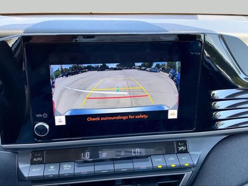 Used 2025 Toyota Camry LE FWD image 28