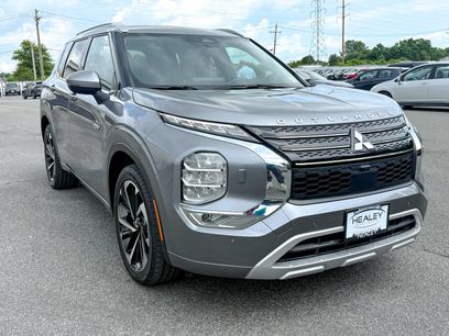 Used 2024 Mitsubishi Outlander 4WD Plug-In Hybrid
