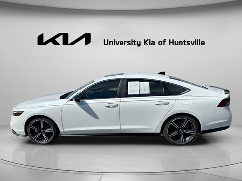 Used 2023 Honda Accord Sport image 5