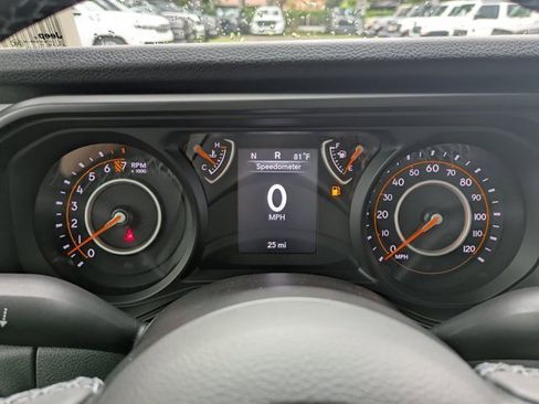 New 2025 Jeep Gladiator Sport image 22