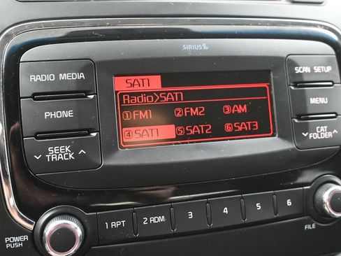 Used 2017 Kia Forte LX FWD image 16