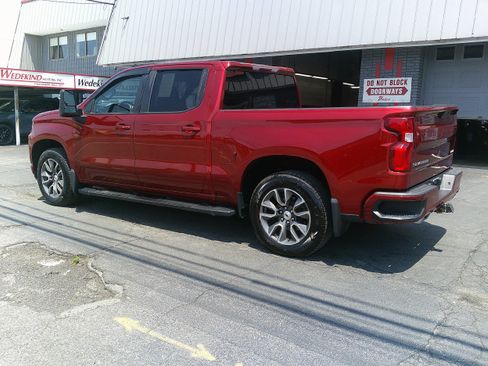 Used 2021 Chevrolet Silverado 1500 RST AWD/4WD image 12