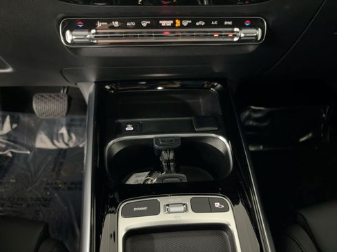 Certified 2025 Mercedes-Benz GLA 250 image 18