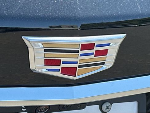 New 2026 Cadillac XT5 Premium Luxury w/ Driver Assist Package FWD image 9