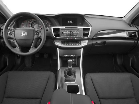 Used 2014 Honda Accord Sport image 4