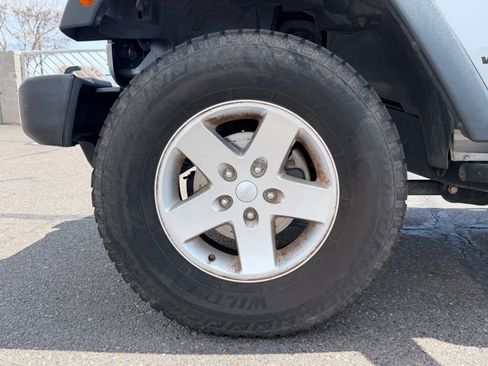 Used 2013 Jeep Wrangler Sport AWD/4WD image 5