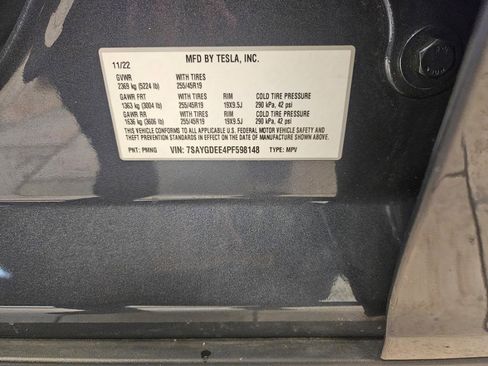 Used 2023 Tesla Model Y Long Range image 31