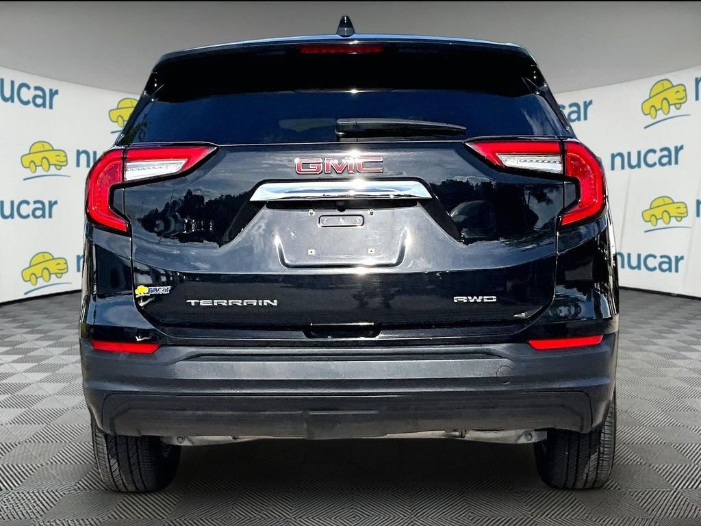 Used 2024 GMC Terrain SLE AWD/4WD image 5