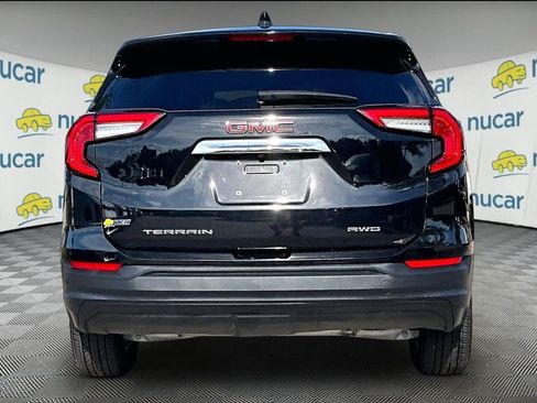 Used 2024 GMC Terrain SLE AWD/4WD image 5
