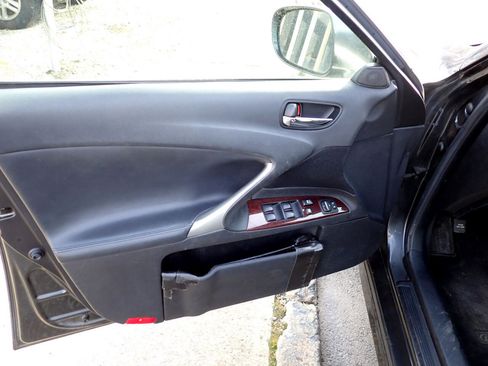 Used 2007 Lexus IS 250 image 27