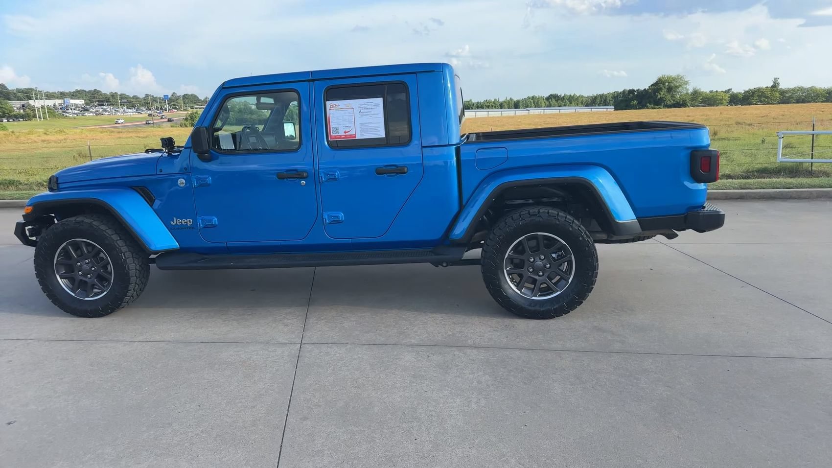 Used 2021 Jeep Gladiator Overland w/ Popular Equipment Package AWD/4WD image 5