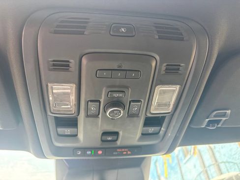 Used 2023 Cadillac Escalade Sport AWD/4WD image 21