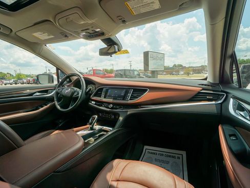 Used 2021 Buick Enclave Avenir w/ Avenir Technology Package image 31