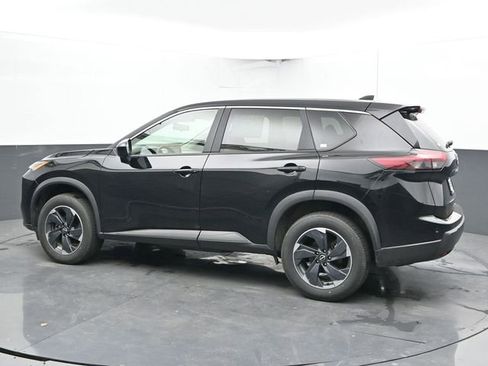 Used 2025 Nissan Rogue SV FWD image 7