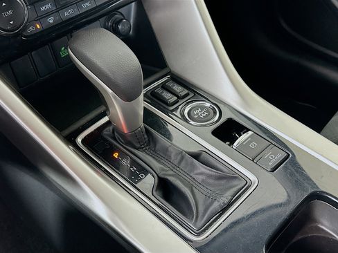 Used 2024 Mitsubishi Eclipse Cross SE AWD/4WD image 25
