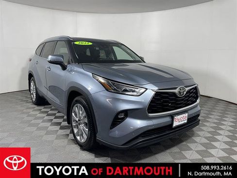 Used 2022 Toyota Highlander Limited AWD/4WD image 1