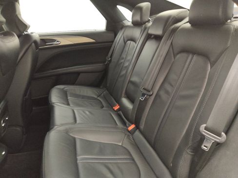 Used 2018 Lincoln MKZ Select w/ Select Plus Package FWD image 18