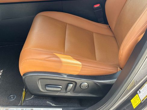 Certified 2022 Lexus RX 350L FWD w/ Premium Package image 21