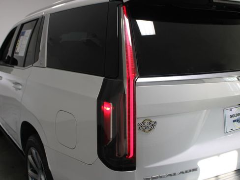 Used 2021 Cadillac Escalade Premium Luxury Platinum w/ Heavy-Duty Trailer Package image 65