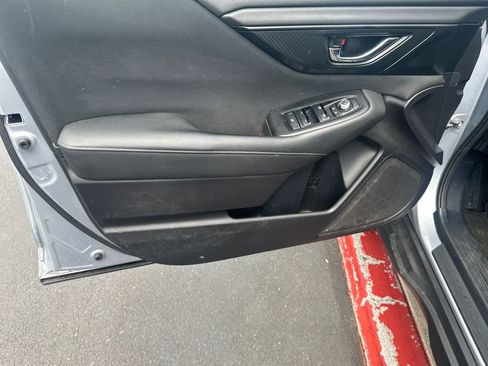 Used 2023 Subaru Outback Premium AWD/4WD image 10
