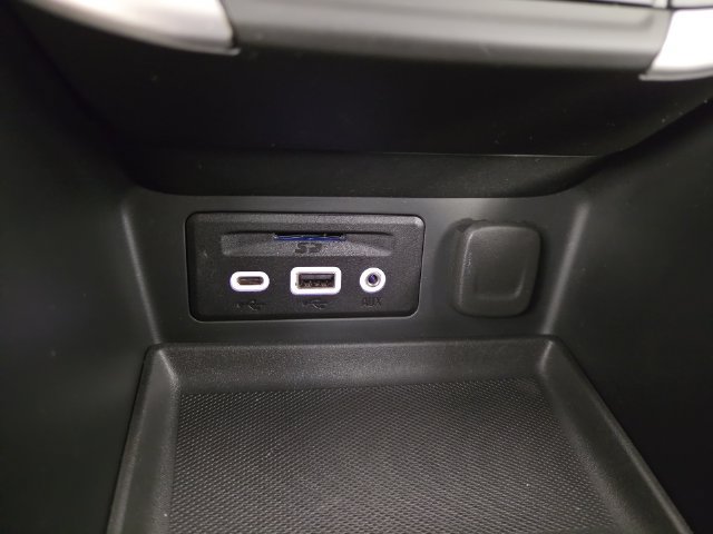 Used 2023 GMC Terrain SLT w/ Tech Package AWD/4WD image 25