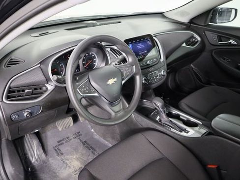 Used 2024 Chevrolet Malibu LT image 27