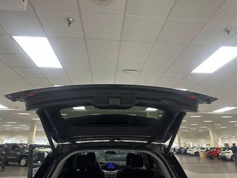 Used 2023 Ford Explorer XLT w/ Equipment Group 202A AWD/4WD image 24
