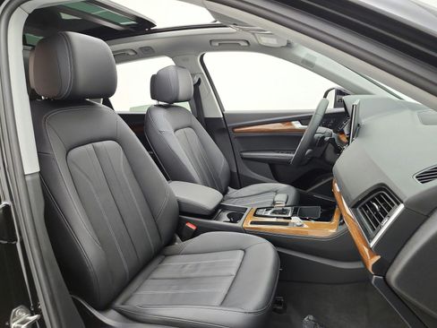 Used 2023 Audi Q5 2.0T Premium Plus w/ Premium Plus Package AWD/4WD image 20