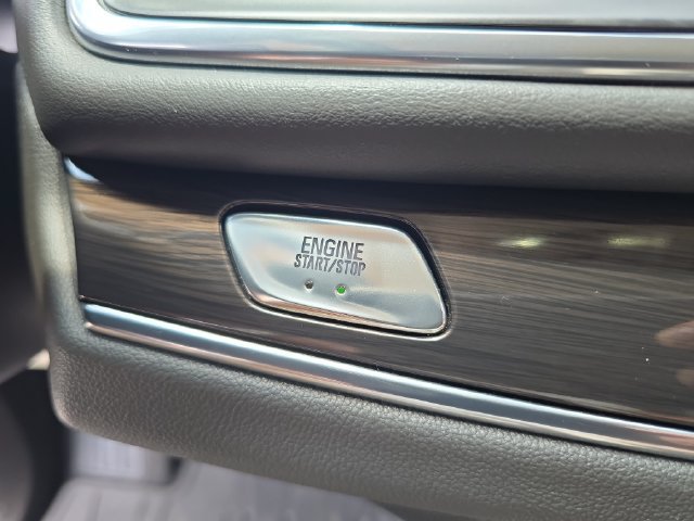 Certified 2022 Buick Enclave Essence w/ Sound and Sites Package FWD image 29