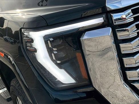 Used 2025 GMC Sierra 2500 Denali w/ Denali Reserve Package image 33