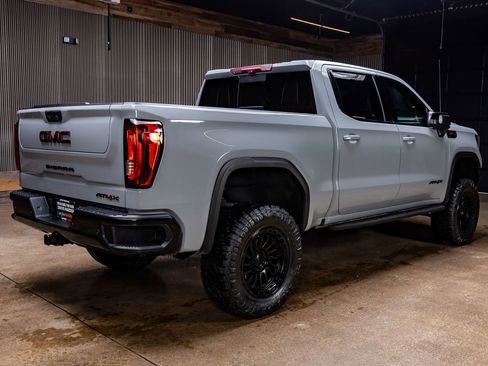 Used 2024 GMC Sierra 1500 AT4X AWD/4WD image 11
