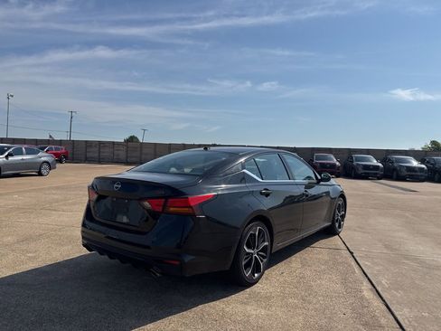 Certified 2024 Nissan Altima 2.5 SR FWD image 20