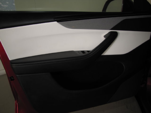 Used 2026 Tesla Model Y Long Range AWD/4WD image 29
