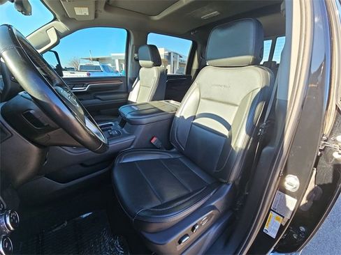 Used 2024 GMC Sierra 2500 Denali w/ Denali Reserve Package image 16
