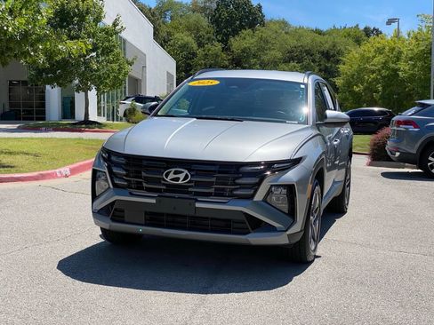 Used 2025 Hyundai Tucson SEL AWD/4WD image 3