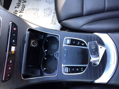 Used 2021 Mercedes-Benz GLC 300 GLC 300 image 12